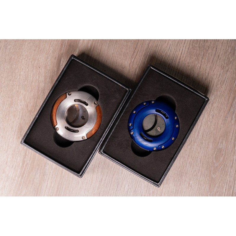 XO SYNCHRONIZED CIGAR CUTTER BLACK BLUE/ROSEWOOD